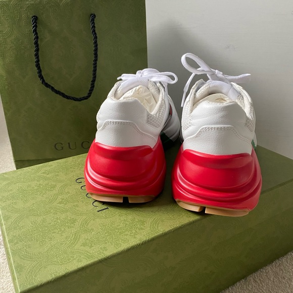 SOLD **BRAND NEW GUCCI SNEAKERS** - Picture 7 of 10